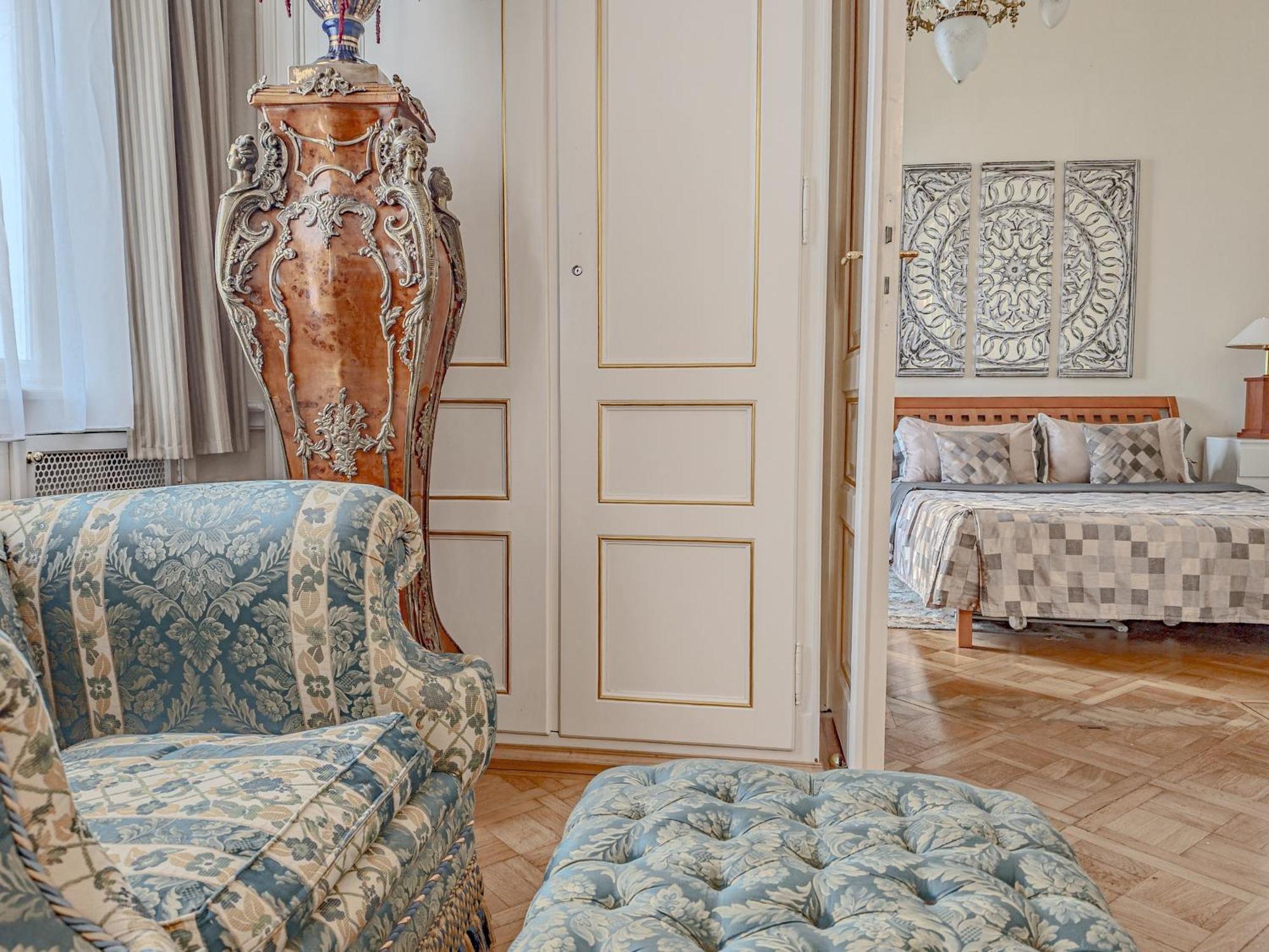 Unique Location With Hot-tub, Terrace And Garden * Praha